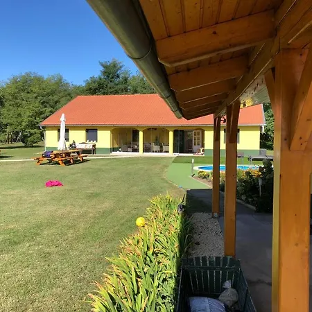 Sunshine Tanya Holiday home Nagykoros
